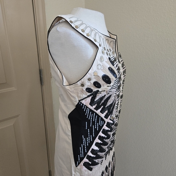 Bebe Collection Tribal Beaded Sleeveless Dress M - Picture 3 of 9